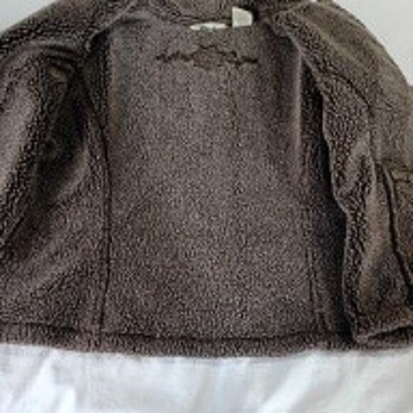 L.L.Bean Women's Med Brown Faux Suede Sherpa Lined Embellished Jacket Easy Care - Picture 7 of 16